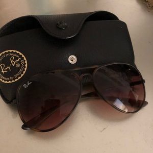 Ray ban aviators